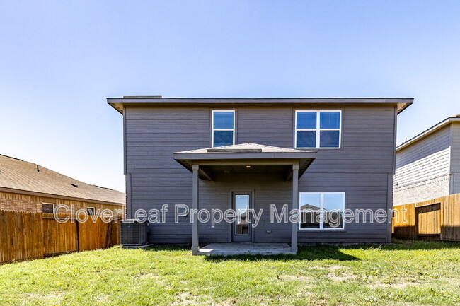 Building Photo - 9143 Bennett Frst