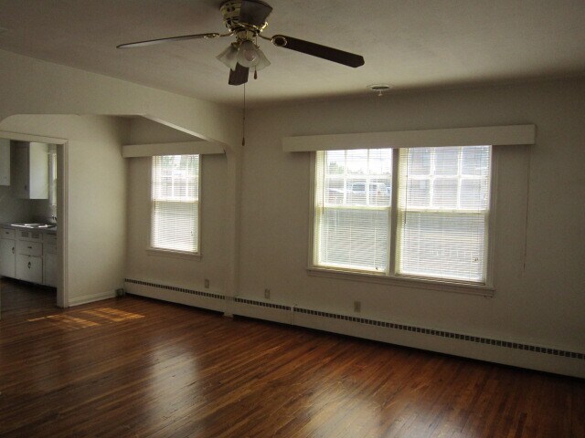 Building Photo - 1828 Platt St