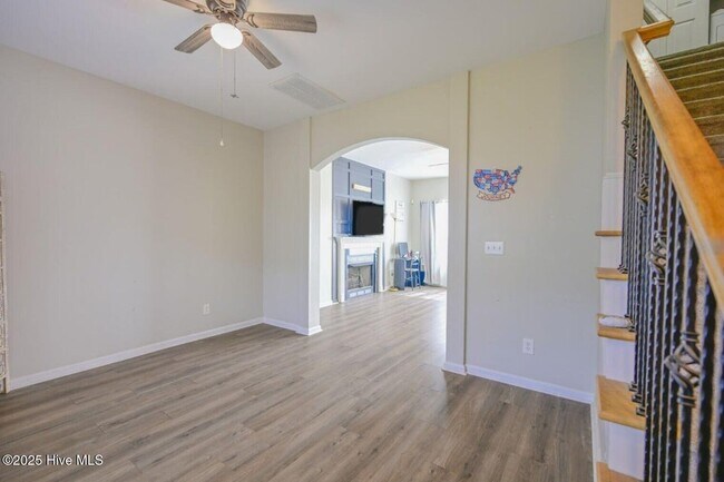 Building Photo - 108 Maidstone Dr