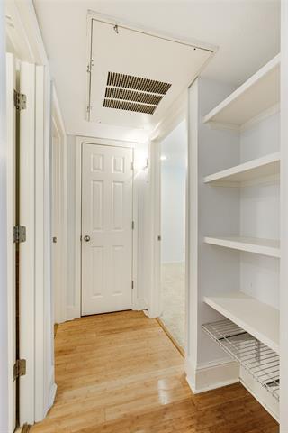 Building Photo - 7730 Meadow Park Dr