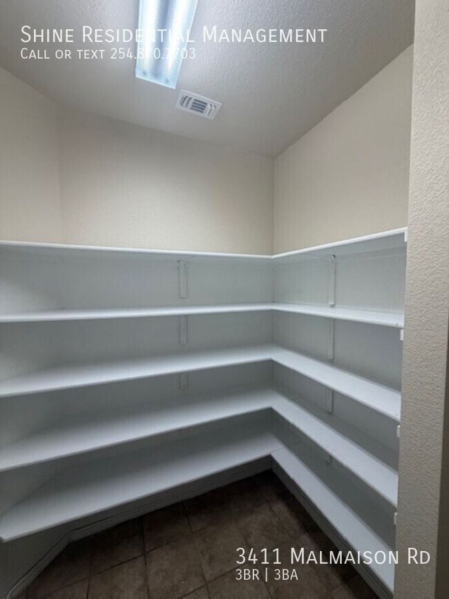 Building Photo - 3411 Malmaison Road