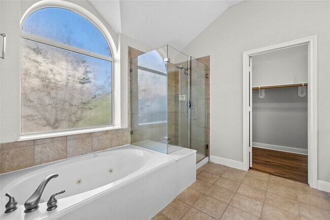 Building Photo - 3310 Lake Canyon Ct