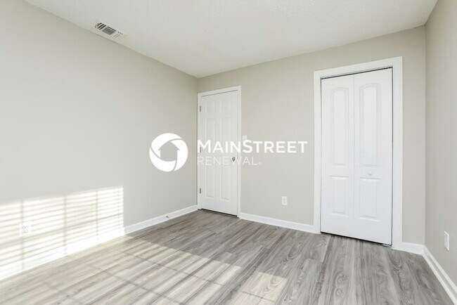Building Photo - 3 Bedroom Pet-Friendly Home in Ocoee, FL with Main Street Renewal