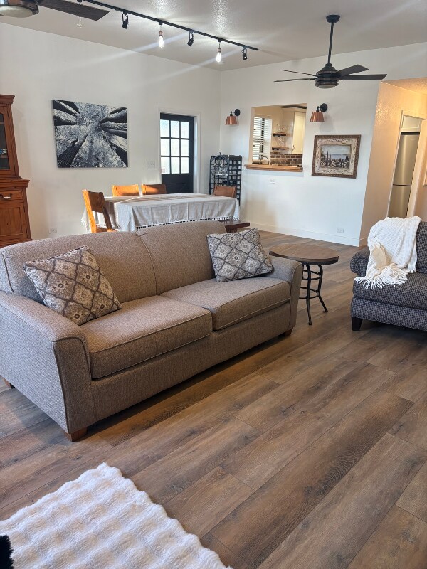 Building Photo - 3518 S Quincy Rd