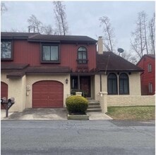 Building Photo - 11 Del Sol Pl