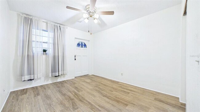 Building Photo - 2454 Australia Way E