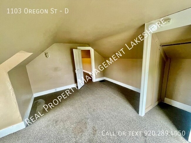 Building Photo - 1103 Oregon St