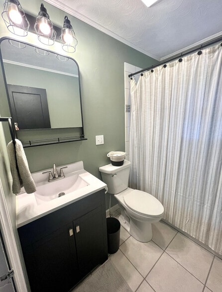 Building Photo - 43 Burdette Addition Dr