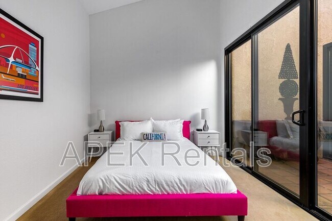 Building Photo - 2842 Sundance Cir W