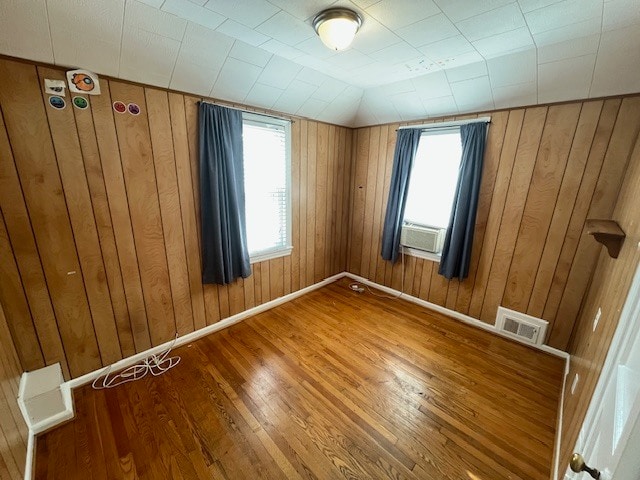 Building Photo - 639 Emerson St NE