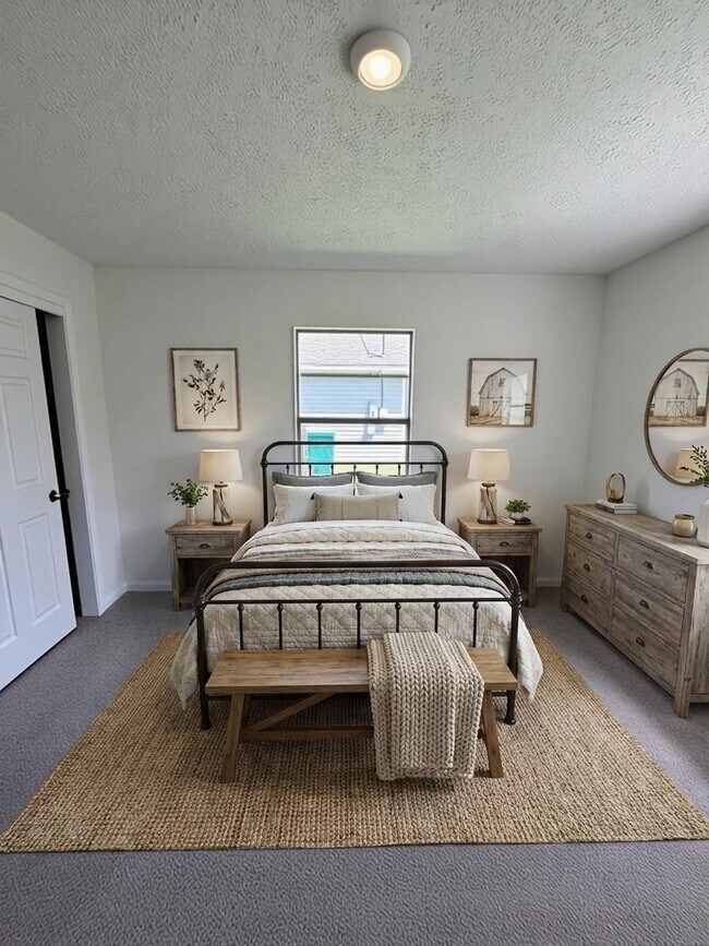 Building Photo - 404 Elaine St