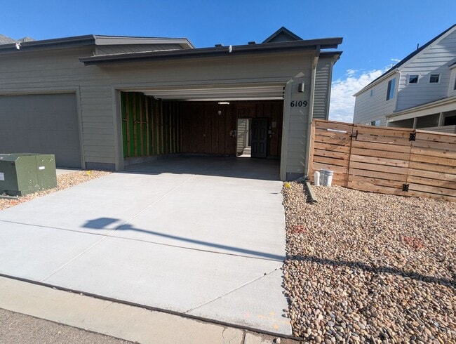 Building Photo - 6109 Zebulon Pl