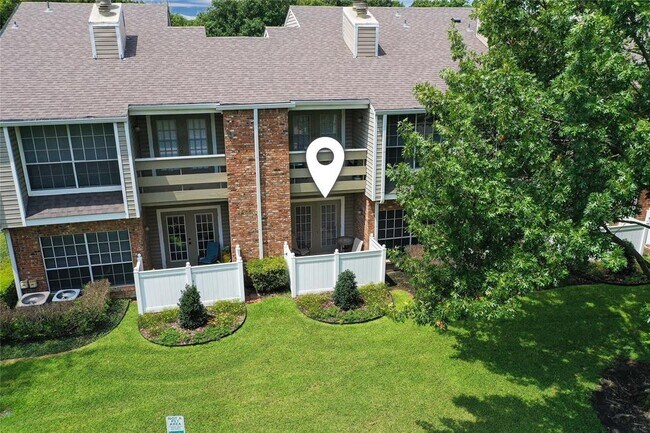 Building Photo - 8555 Fair Oaks Crossing