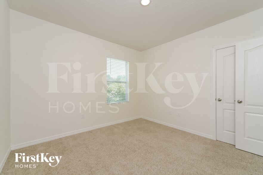 Building Photo - 3345 Wellborn Dr