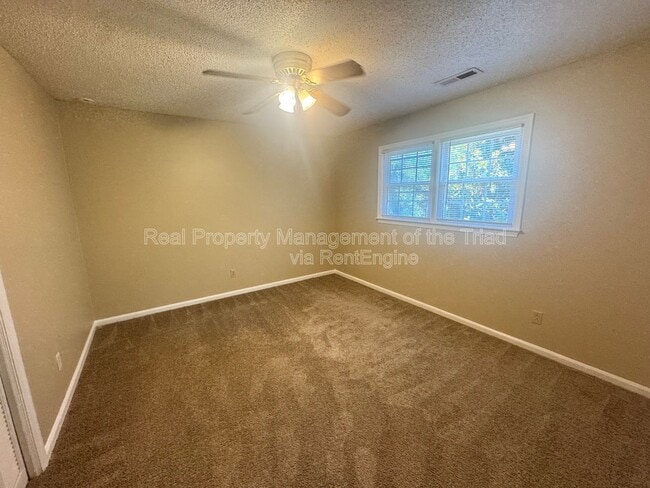 Building Photo - 2393 Spicewood Dr
