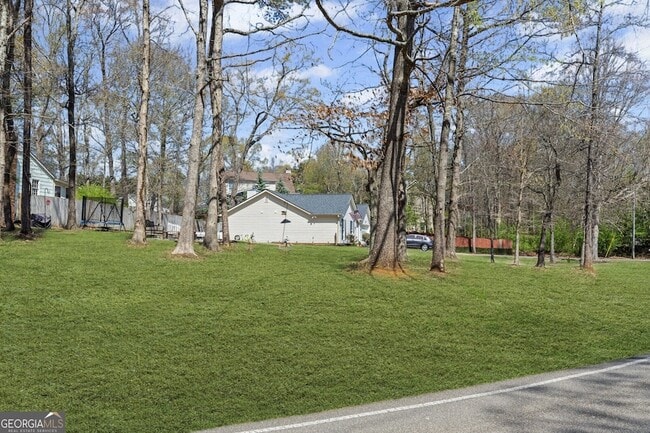 Building Photo - 5720 Crow Dr