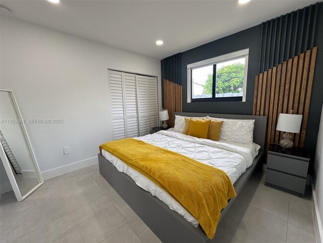 Building Photo - 9426 Caribbean Blvd