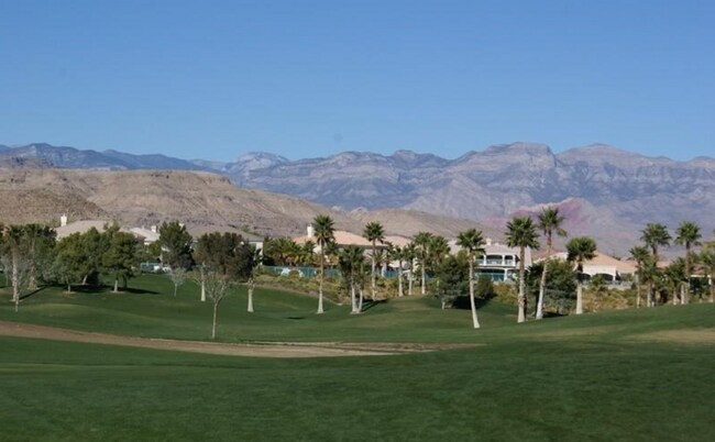 Building Photo - 518 Center Green Dr