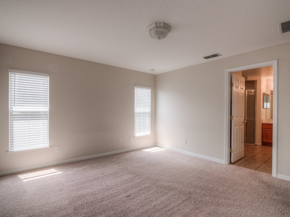 Building Photo - 4612 Woodford Dr
