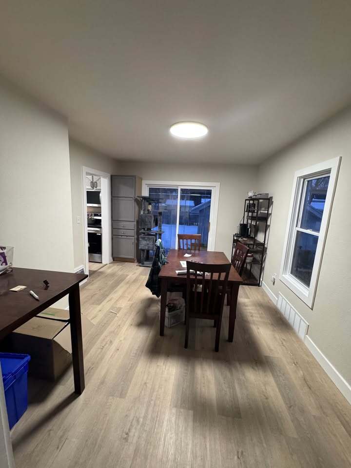 Building Photo - 626 N Mason St