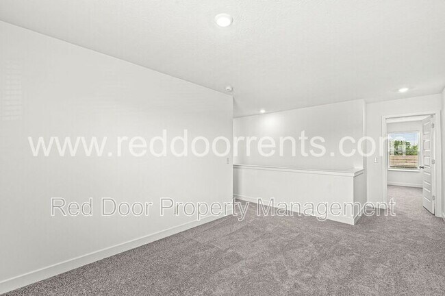 Building Photo - 2954 Grand Rdg Dr