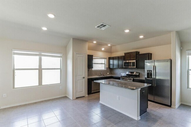 Building Photo - 3900 Alpine Autumn Dr