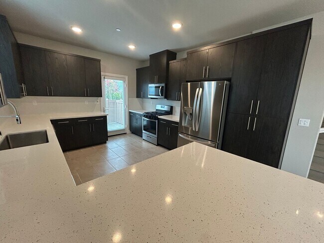 Building Photo - Rancho Cordova's Stone Creek Home