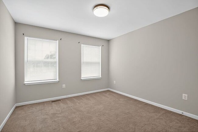 Building Photo - 6602 Squireman Ct