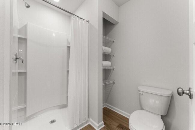 Building Photo - 1724 Jakes Dr