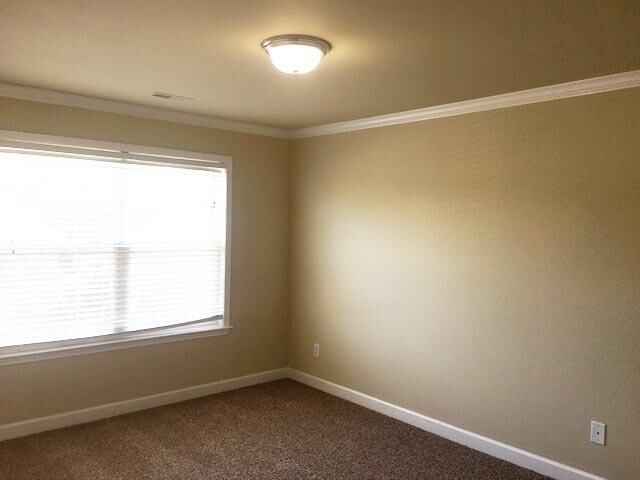 Building Photo - 2087 Lequire Ln