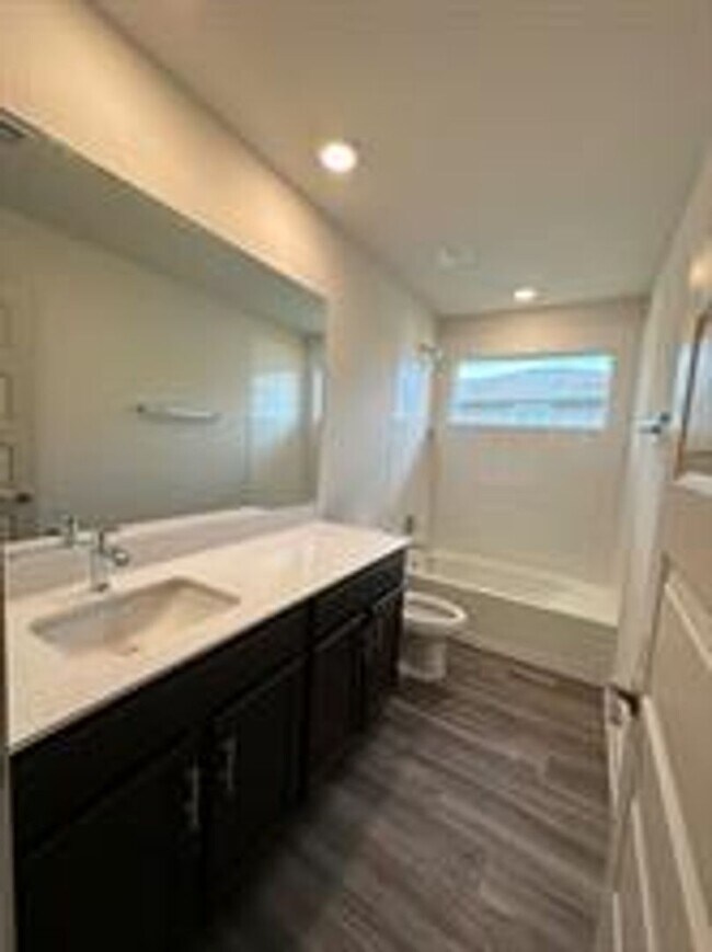 Building Photo - Parker Station - Minutes to Mueller Attrac...