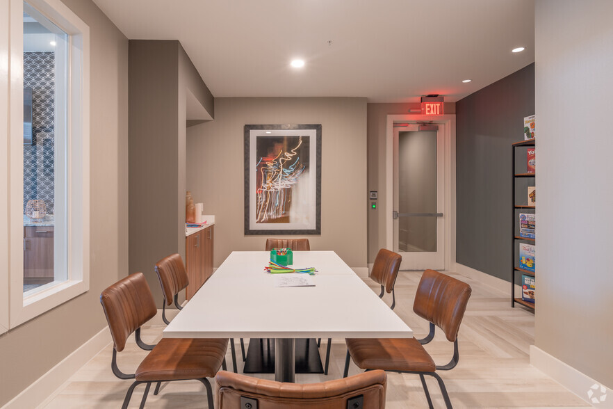 Interior Photo - Green Oaks Apartments- Income Restricted