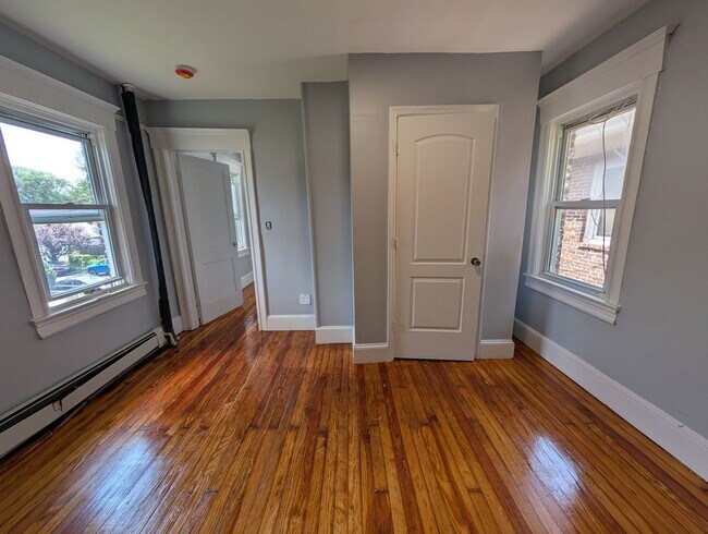 Building Photo - 1409 Mattison Ave