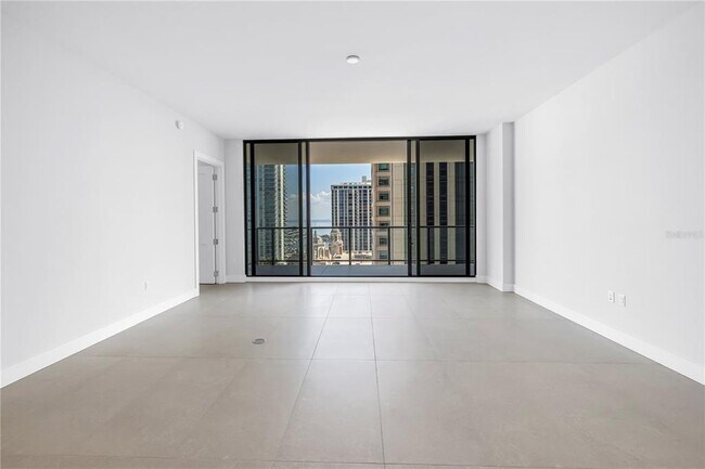 Building Photo - 275 1st Ave S