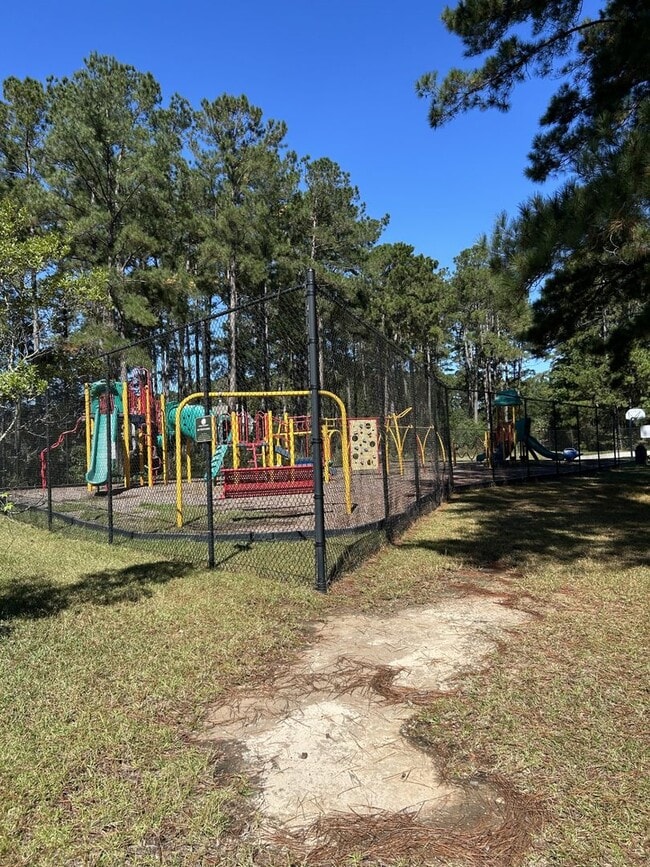 Building Photo - Beautifully Updated 4-Bedroom Home in Pooler, GA