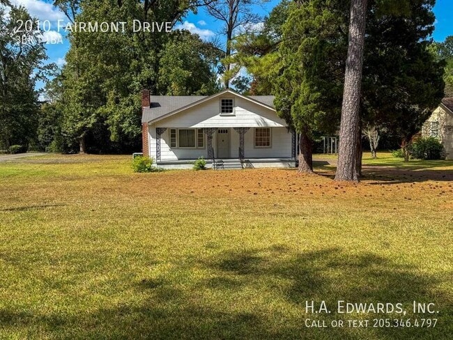 Primary Photo - 2010 Fairmont Dr