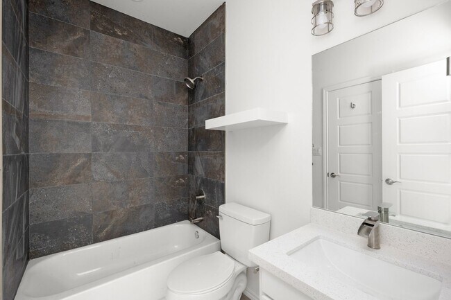 Building Photo - 2328 S. Valley Circle