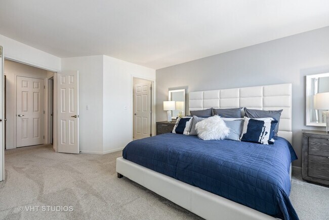 Building Photo - 431 Chopin Ct