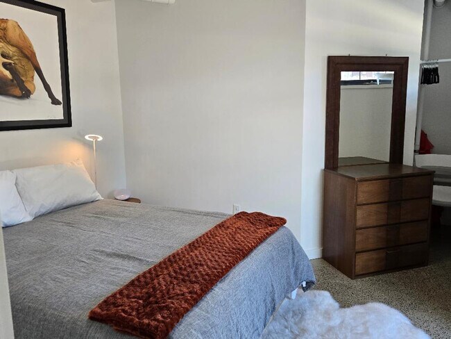 Building Photo - 790 Front St