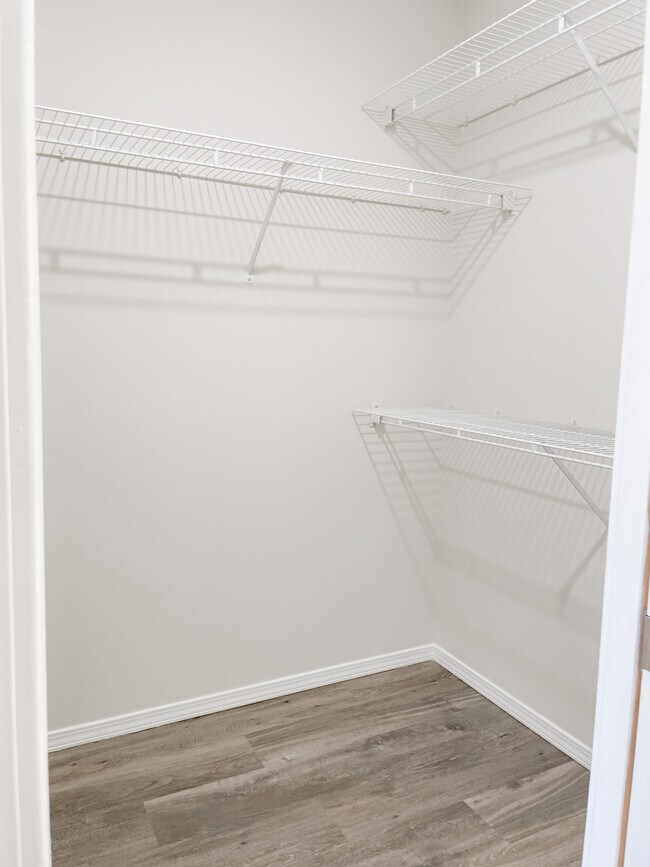 Primary Closet - 704 N Cottonwood Ave