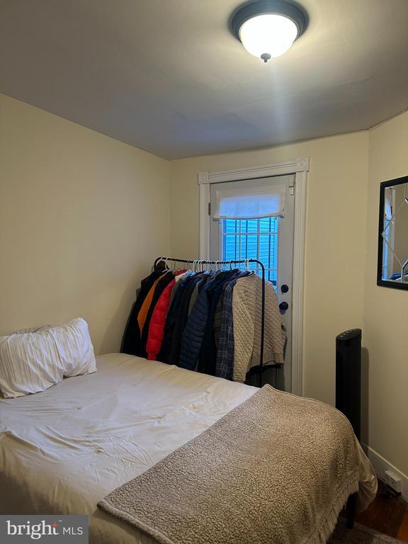 Building Photo - 2144 Kater St