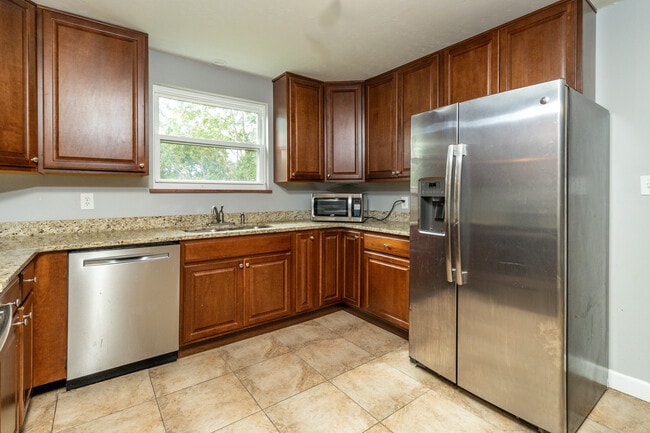 Building Photo - 2344 Alice Bell Rd