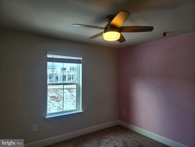 Building Photo - 11532 Kirkleigh Dr