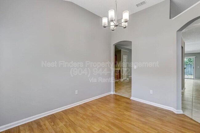 Building Photo - 9642 Pritmore Rd E