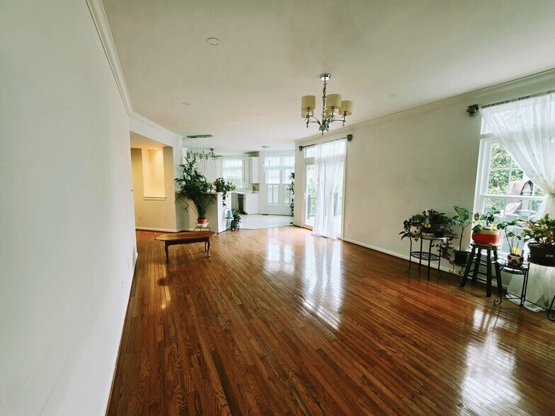 Building Photo - 17204 Sumac Ct