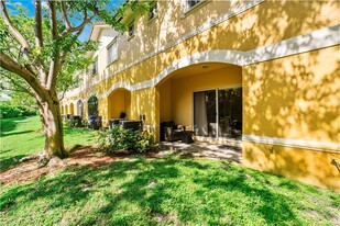 Building Photo - 3664 NW 29th Ct