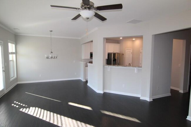Building Photo - 7225 Heritage Oak Ct