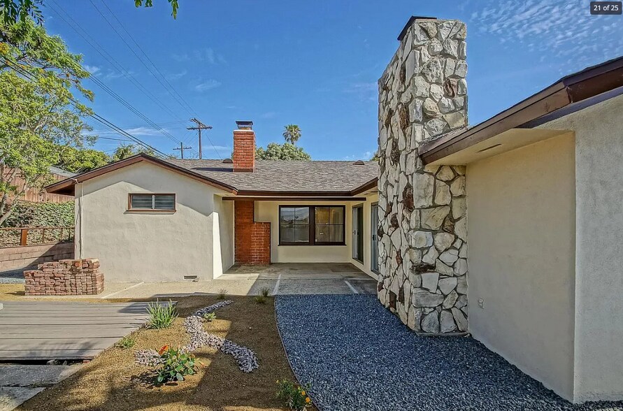 Building Photo - 5558 Emerald St