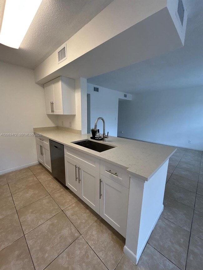 Building Photo - 815 Boynton Beach Blvd