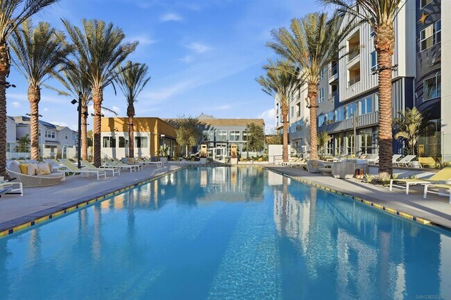 Building Photo - 6040 Radiant Ct